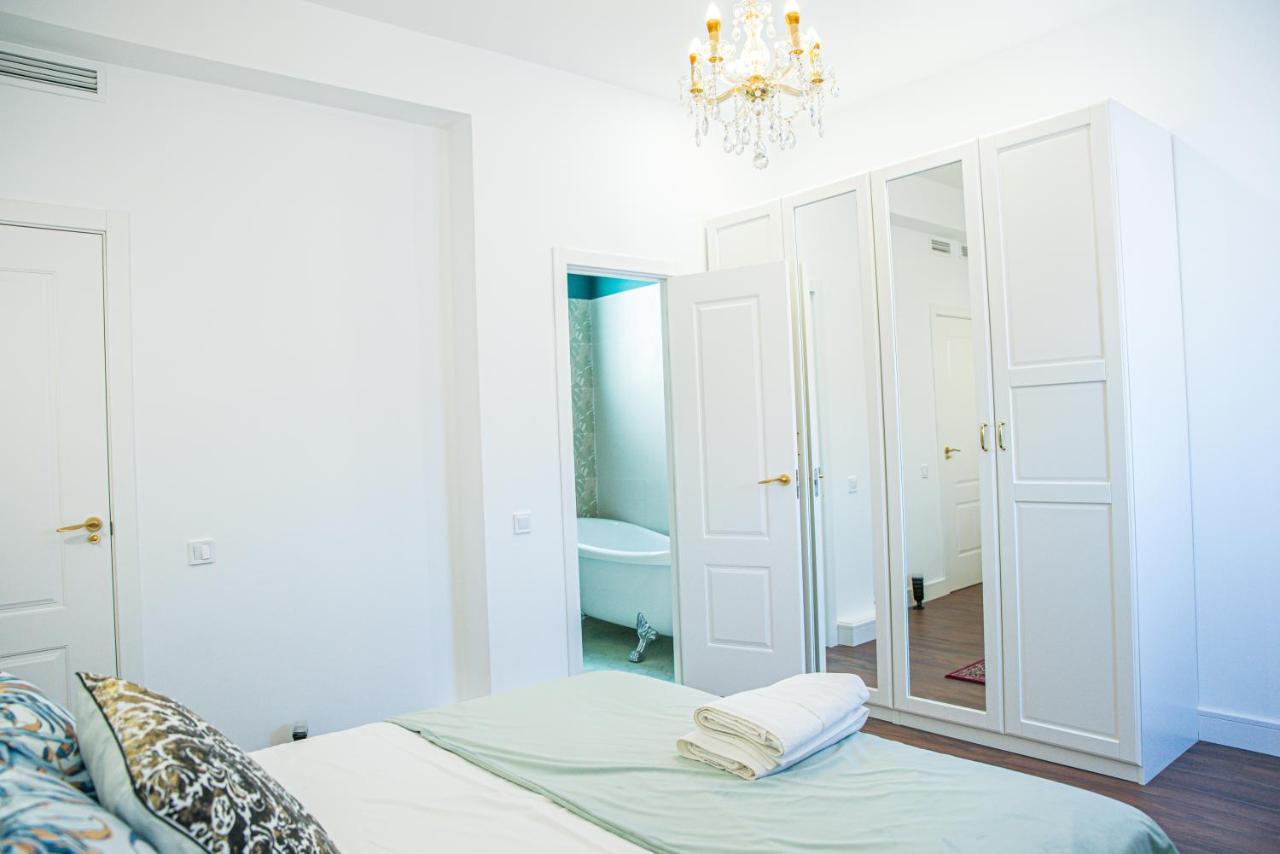 Laura Apartment Puerto Valencia Exteriör bild